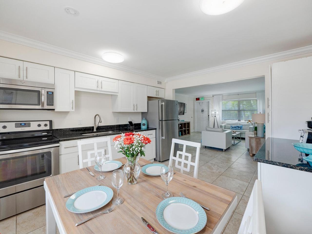 Bright And Sunny 2Br !!Close To Peanut Island!! Riviera Beach Exterior photo